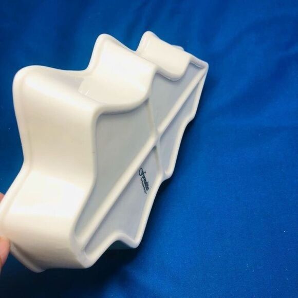 Formalities By Baum Bros  beige gold trim Ceramic Christmas Tree Platter 8x5x1 - Picture 4 of 7